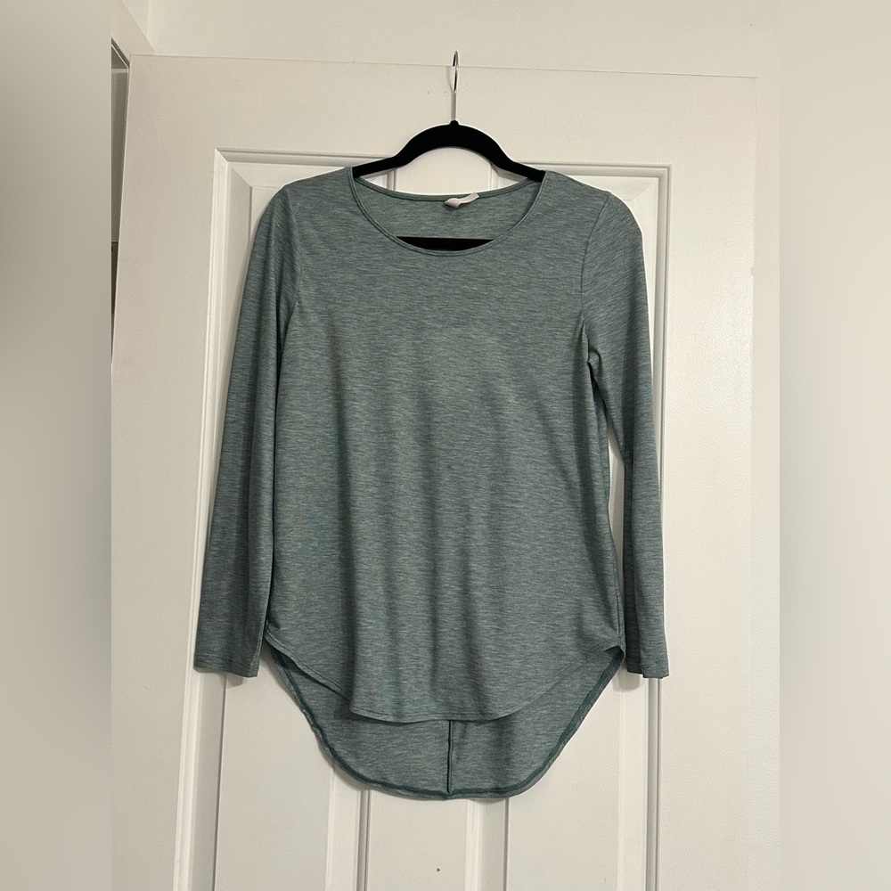 Teal XS Under Armour Workout Shirt